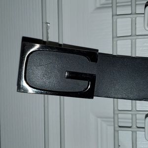 Guess black dress belt